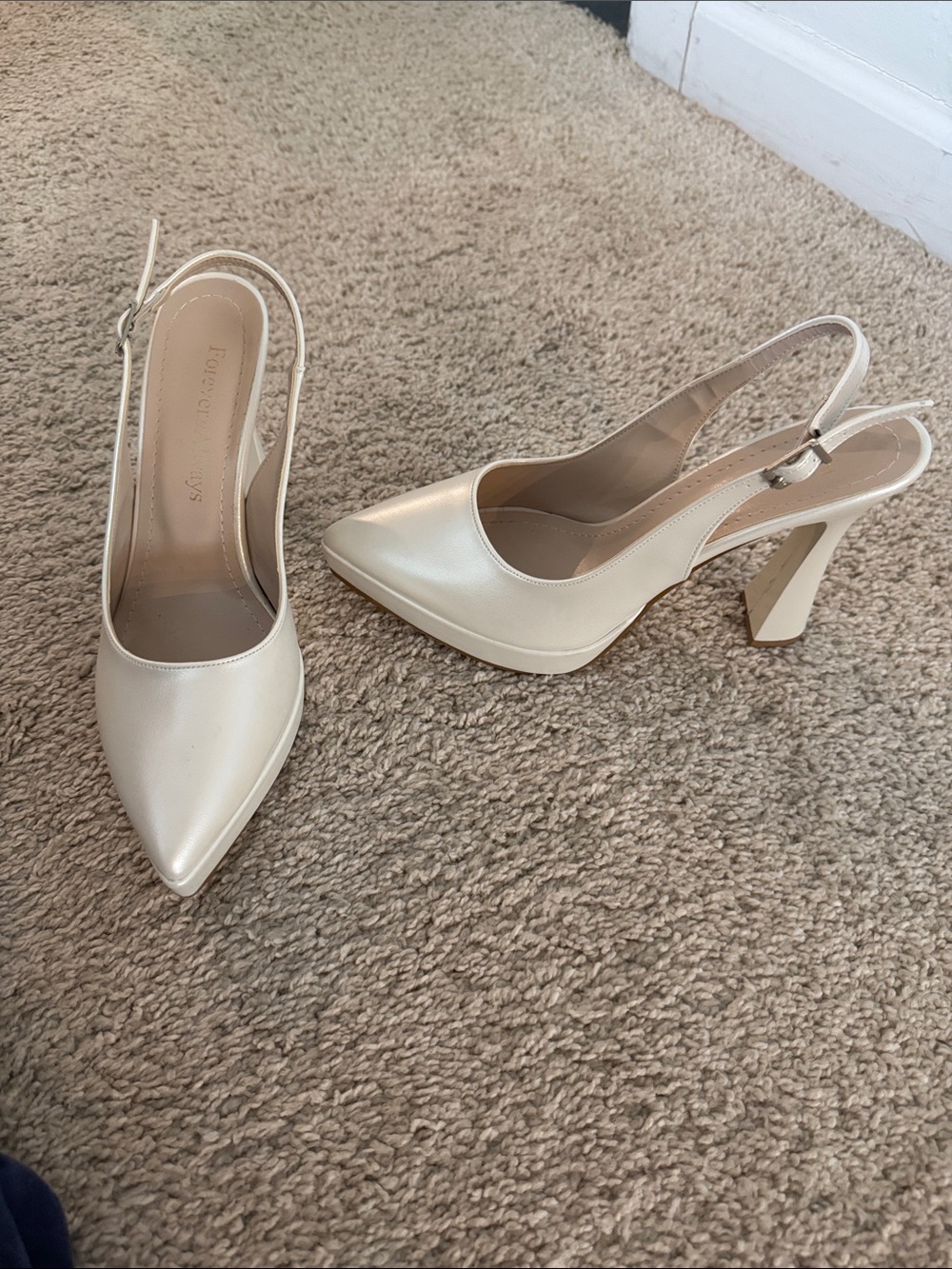 Pointed Slingback Heels in Pearl Cream- only worn once, size 7-7.5